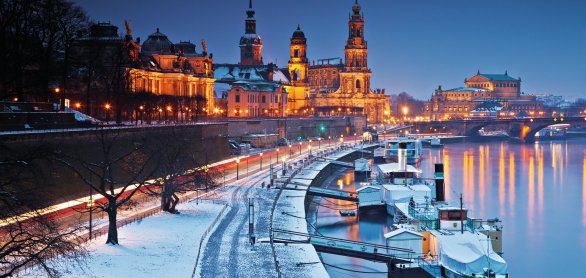Winterabend in Dresden © santosha57-fotolia.com