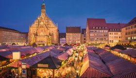  © Mapics - stock.adobe.com