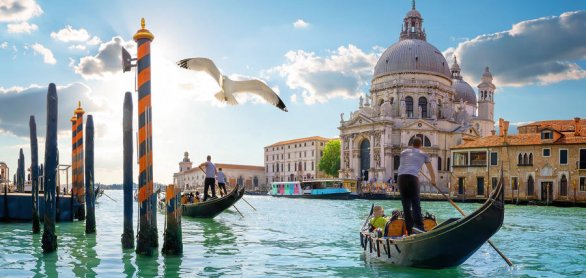 Day in Venice © Givaga - stock.adobe.com