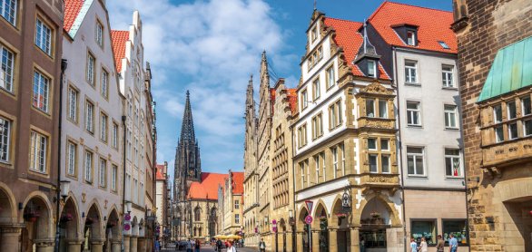 Prinzipalmarkt, Lambertikirche, Münster © Sina Ettmer - stock.adobe.com