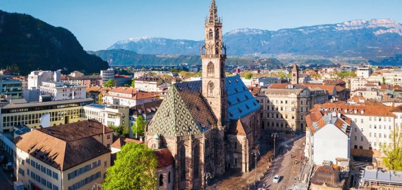 Bolzano Cathedral aerial panoramic view © saiko3p - stock.adobe.com