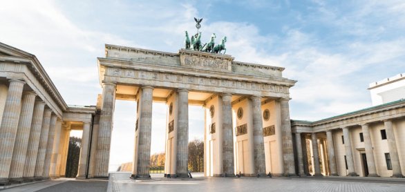 Brandenburger Tor In Berlin © Andrey Popov - stock.adobe.com
